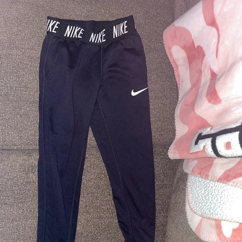 nike joggers
